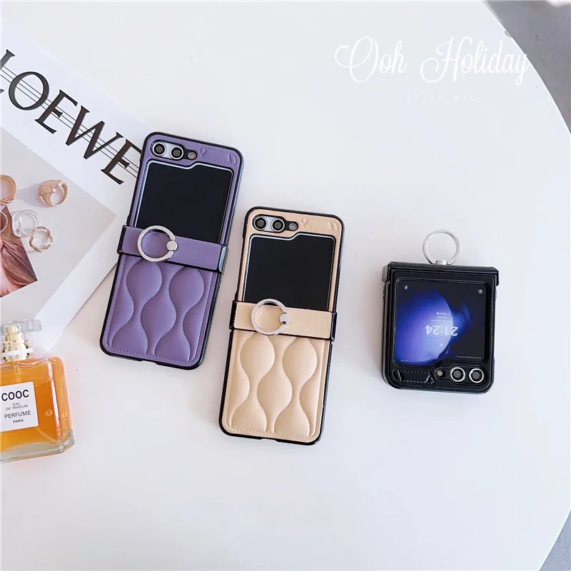 Luxury 3D Wave Pattern Ring Phone Holder Leather Case Cover for Samsung Galaxy Z Flip 5 Z Flip 4 Z Flip 3 5G Folding Back Cover