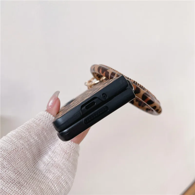 DIY Luxury Leopard Print Bracelet Pearl Strap Leather Case For Samsung Galaxy Z Fold4 Case for Galaxy Z Fold 5 Case Z Fold 3 2 1
