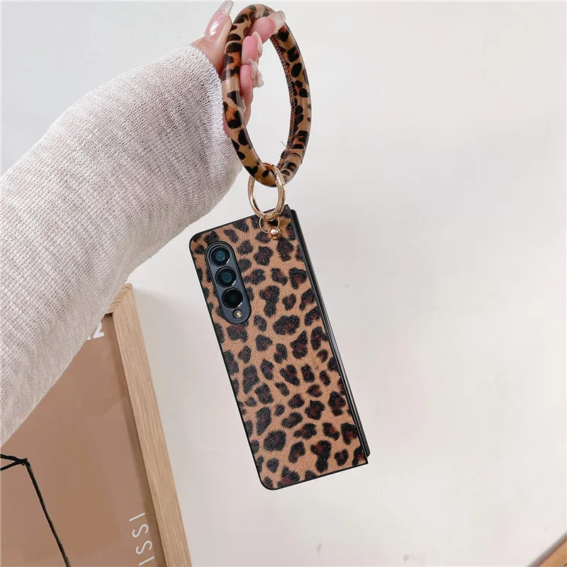 DIY Luxury Leopard Print Bracelet Pearl Strap Leather Case For Samsung Galaxy Z Fold4 Case for Galaxy Z Fold 5 Case Z Fold 3 2 1