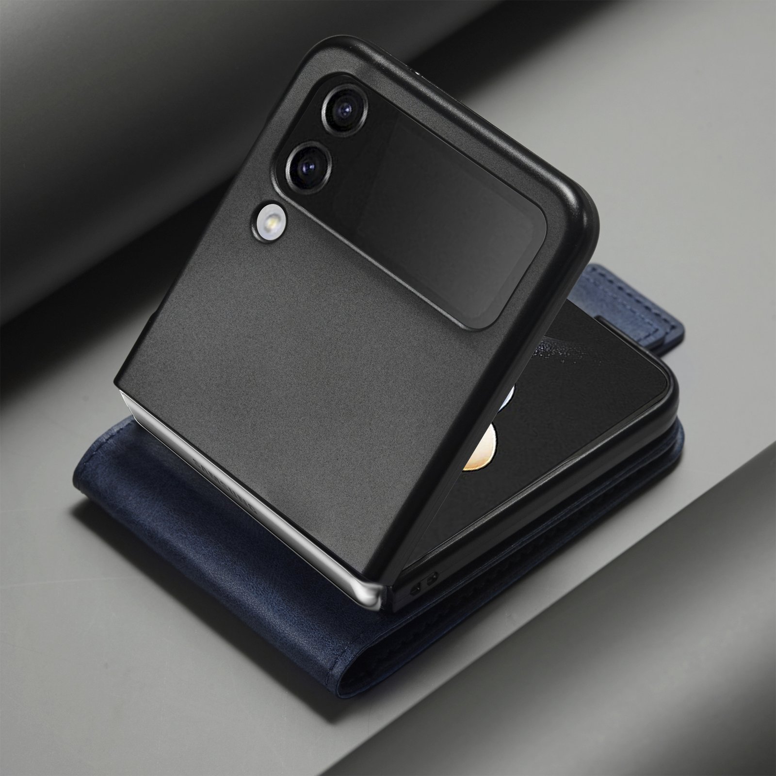 Folding Leather Cover For Samsung Galaxy Z Flip 3 4 Flip4 Flip3 5G Magnetic Protective Cards Solt Wallet Bag Business Phone Case